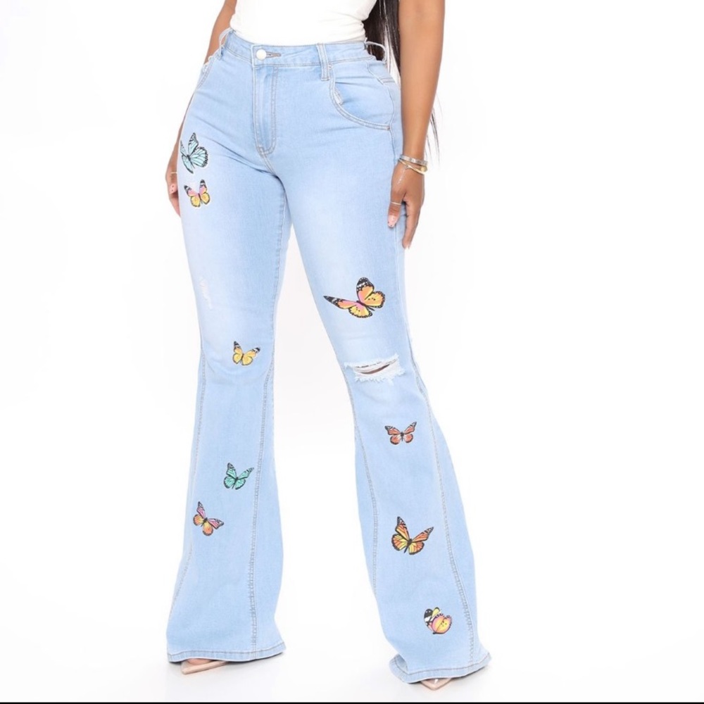 FASHION NOVA BUTTERFLY JEANS